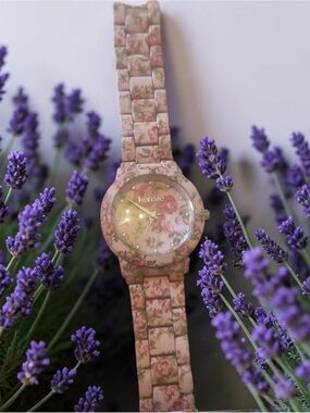 Kensie Pink Floral Resin Women's Watch with Rose Motif